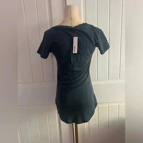 LAmade Pocket V Neck Tee Color Mysterious(Dark Blue-Green) Size Small NWT - Picture 2 of 3